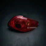 چراغ خطر عقب پژو 206 صندوقدار فن آوران